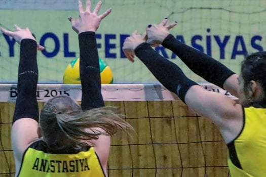 Volleyball professional Anastasia Chalysheva blocking
